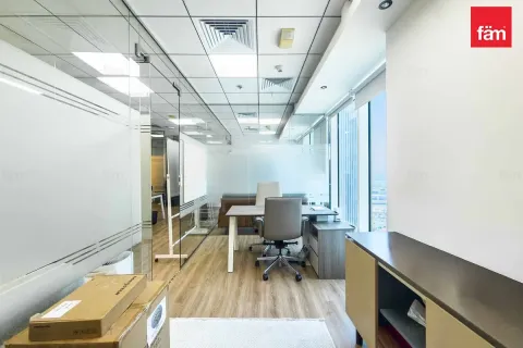 Bureau à Business Bay, Dubai, 104.8 m², № 119213 - photo 9
