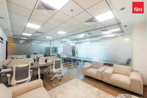 Bureau à Business Bay, Dubai, 104.8 m², № 119213 - photo 4