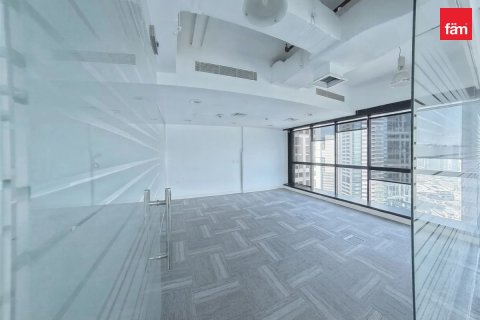 Bureau à Dubai, 294.2 m², № 125017 - photo 7
