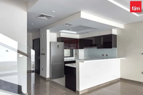 Villa en Dubai, 3 dormitorios, 138 m², № 125016 - foto 2