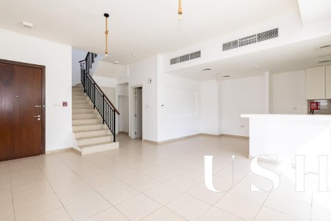 Townhouse in Town Square, Dubai 3 bedrooms, 189 sq.m. № 39645 - photo 3