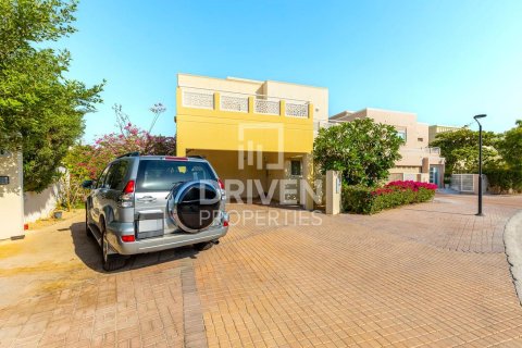 Villa à Meadows, Dubai, 4 chambres, 325 m², № 19449 - photo 17