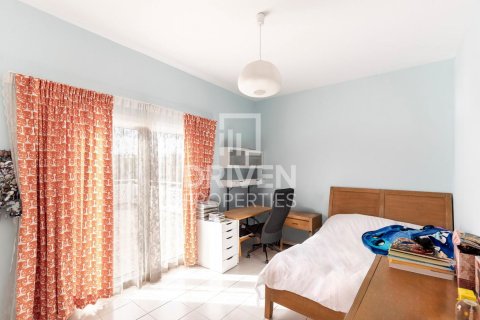 Villa à Meadows, Dubai, 4 chambres, 325 m², № 19449 - photo 8