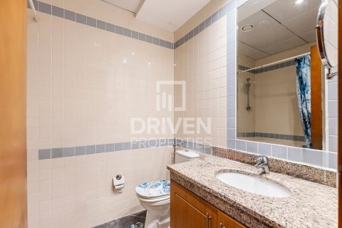 Apartment in Barsha Heights (Tecom), Dubai 2 bedrooms, 121 sq.m. № 19664 - photo 13