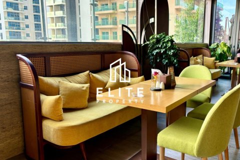 Commercial property in Jumeirah Village Circle, Dubai 550 sq.m. № 38940 - photo 13