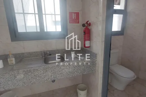 Almacén en Dubai Investment Park, Dubai, 2034 m², № 38947 - foto 10