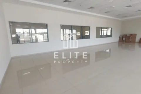 Almacén en Dubai Investment Park, Dubai, 2034 m², № 38947 - foto 14
