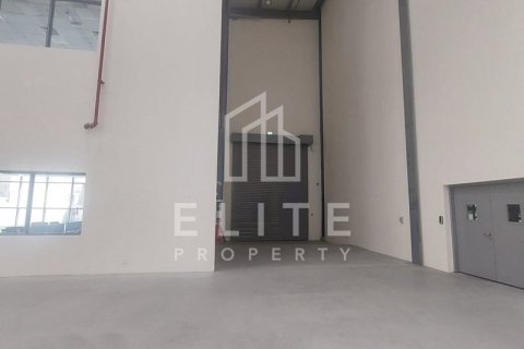 Warehouse in Dubai Investment Park, Dubai 2034 sq.m. № 38947 - photo 4
