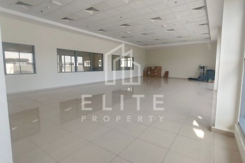 Warehouse in Dubai Investment Park, Dubai 2034 sq.m. № 38947 - photo 5