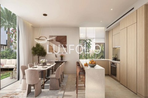 Adosado en Dubai Land, Dubai, 4 dormitorios, 290 m², № 46063 - foto 2