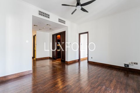 Apartamento en Old Town, Dubai, 2 dormitorios, 120 m², № 46147 - foto 3