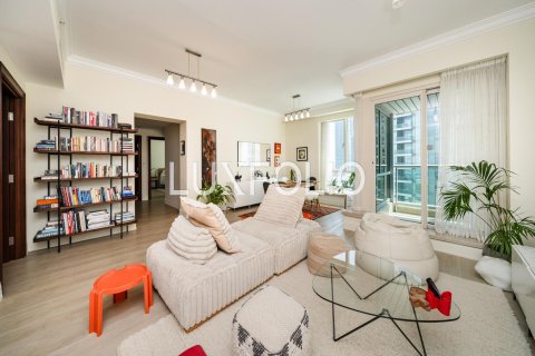 Apartamento en Emaar 6 Towers, Dubai Marina, Dubai, 2 dormitorios, 146 m², № 46146 - foto 2