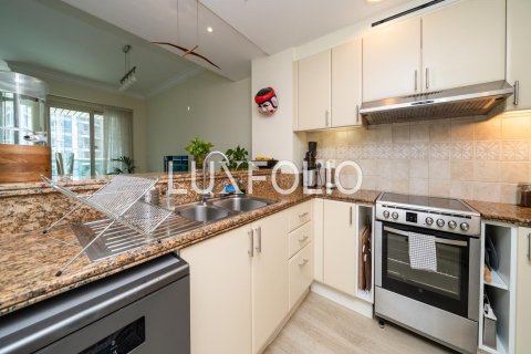 Apartamento en Emaar 6 Towers, Dubai Marina, Dubai, 2 dormitorios, 146 m², № 46146 - foto 8