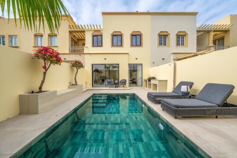 Townhouse in Dubai 3 bedrooms, 157 sq.m. № 133957 - photo 27