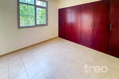 Villa en Arabian Ranches, Dubai, 2 dormitorios, 157.19 m², № 133956 - foto 7