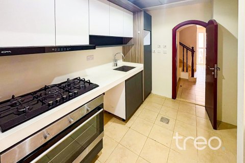 Villa en Arabian Ranches, Dubai, 2 dormitorios, 157.19 m², № 133956 - foto 11