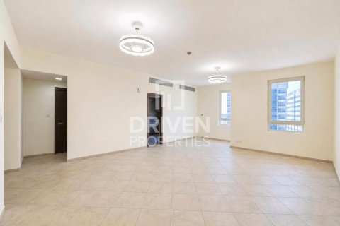 Apartamento en Motor City, Dubai, 3 dormitorios, 207.92 m², № 142918 - foto 2