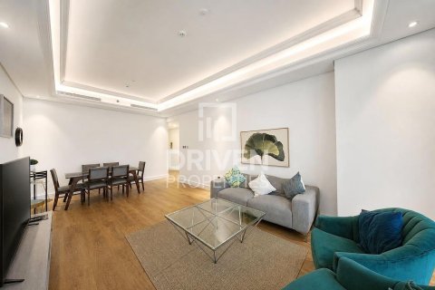 Apartment in Downtown Dubai (Downtown Burj Dubai), Dubai 2 bedrooms, 129.97 sq.m. № 142927 - photo 2