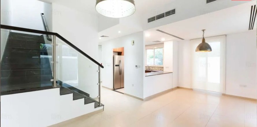 Maison de ville à Dubai, 4 chambres, 263.6 m², № 109984