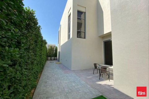 Villa in Dubai Hills Estate, Dubai 4 bedrooms, 349 sq.m. № 72351 - photo 19