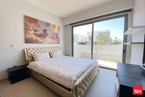 Villa in Dubai Hills Estate, Dubai 4 bedrooms, 349 sq.m. № 72351 - photo 4