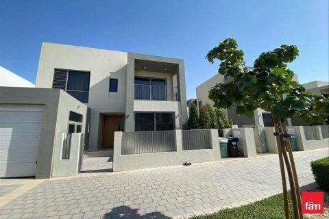 Villa in Dubai Hills Estate, Dubai 4 bedrooms, 349 sq.m. № 72351 - photo 6