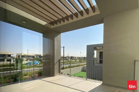 Villa in Dubai Hills Estate, Dubai 4 bedrooms, 349 sq.m. № 72351 - photo 17