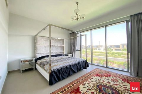 Villa in Dubai Hills Estate, Dubai 4 bedrooms, 349 sq.m. № 72351 - photo 3
