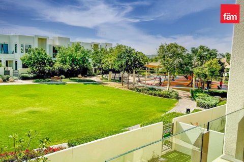 Villa en Reem, Dubai, 3 dormitorios, 219.9 m², № 72340 - foto 10