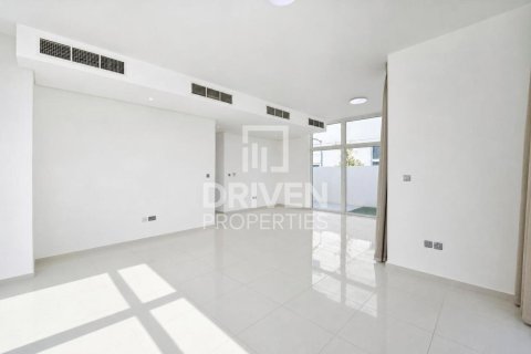 Villa en Dubai, 6 dormitorios, 322 m², № 134324 - foto 30