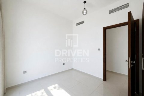 Villa en Dubai, 6 dormitorios, 322 m², № 134324 - foto 25