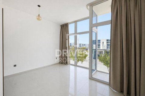 Villa en Dubai, 6 dormitorios, 322 m², № 134324 - foto 24