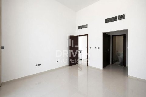 Villa en Dubai, 6 dormitorios, 322 m², № 134324 - foto 19
