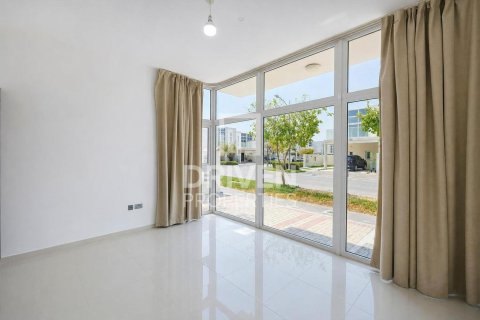 Villa en Dubai, 6 dormitorios, 322 m², № 134324 - foto 27
