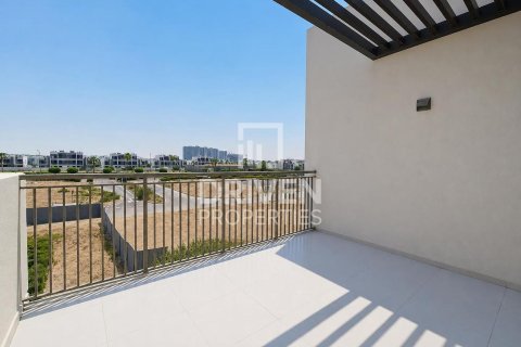 Adosado en Dubai, 5 dormitorios, 174.84 m², № 134322 - foto 3