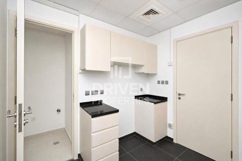 Adosado en Dubai, 5 dormitorios, 174.84 m², № 134322 - foto 16