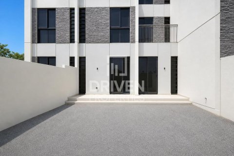 Adosado en Dubai, 5 dormitorios, 174.84 m², № 134322 - foto 8