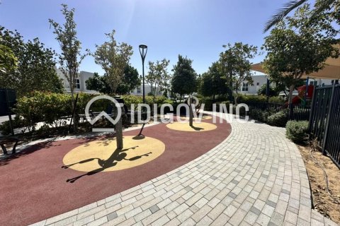 Townhouse in Arabella Townhouses, Mudon, Dubai 3 bedrooms, 160 sq.m. № 38205 - photo 25