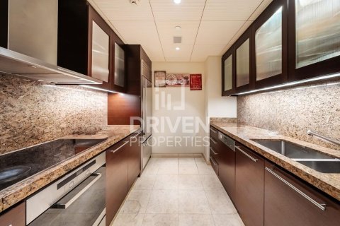 Apartment in Downtown Dubai (Downtown Burj Dubai), Dubai 2 bedrooms, 152.27 sq.m. № 126241 - photo 12