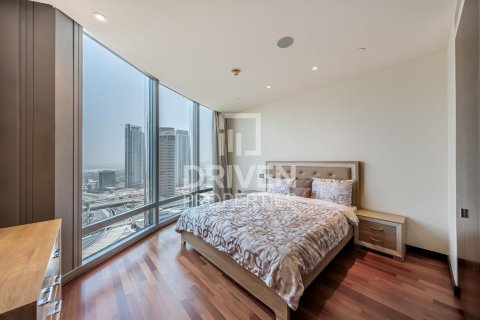 Apartment in Downtown Dubai (Downtown Burj Dubai), Dubai 3 bedrooms, 216.74 sq.m. № 126242 - photo 11