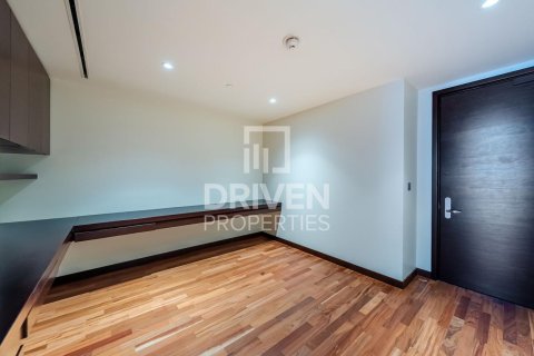 Apartment in Downtown Dubai (Downtown Burj Dubai), Dubai 3 bedrooms, 216.74 sq.m. № 126242 - photo 16
