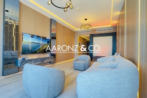Apartment in Elite Residence, Dubai Marina, Dubai 2 bedrooms, 124 sq.m. № 42651 - photo 4