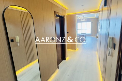 Apartment in Elite Residence, Dubai Marina, Dubai 2 bedrooms, 124 sq.m. № 42651 - photo 11