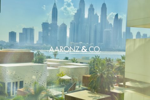 Снять в аренду квартиру в FIVE Palm Jumeirah, Пальма Джумейра, Дубай: 3 спальни, 216м², № 42643 - фото 29