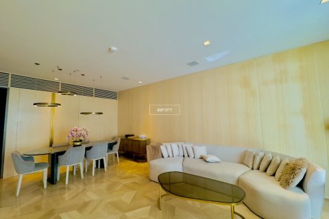 Apartment in Palm Jumeirah, Dubai 3 bedrooms, 216 sq.m. № 42643 - photo 4