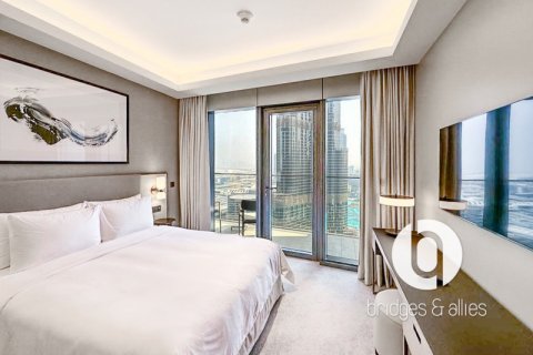 Apartment in Downtown Dubai (Downtown Burj Dubai), Dubai 3 bedrooms, 156 sq.m. № 98078 - photo 8