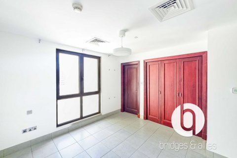 Apartment in Old Town, Dubai 2 bedrooms, 115 sq.m. № 98069 - photo 7