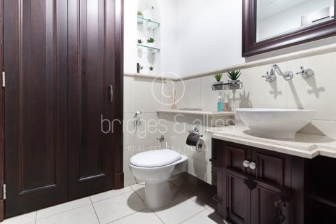 Apartment in Old Town, Dubai 2 bedrooms, 115 sq.m. № 98069 - photo 20