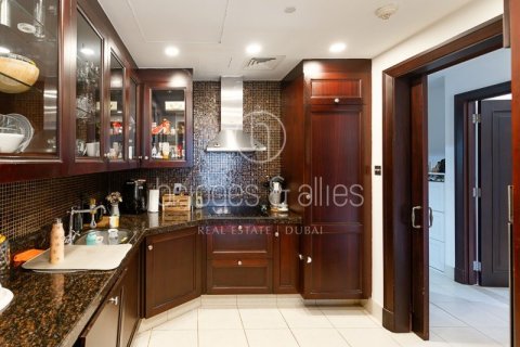 Apartment in Old Town, Dubai 2 bedrooms, 115 sq.m. № 98069 - photo 9