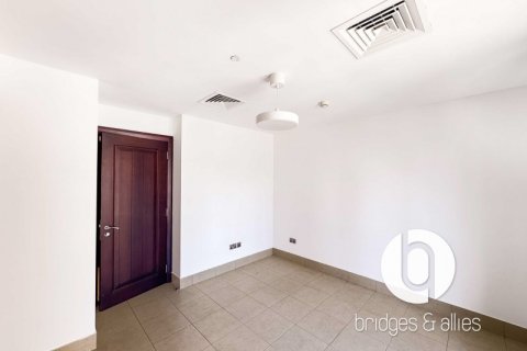 Apartment in Old Town, Dubai 2 bedrooms, 115 sq.m. № 98069 - photo 6